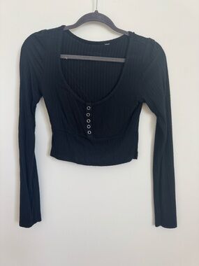 PacSun Black Ribbed Long-Sleeve Scoop Neck Crop Top